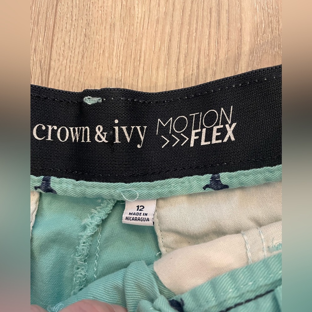 Boys Crown and Ivy Motion Flex shorts - Picture 3 of 3